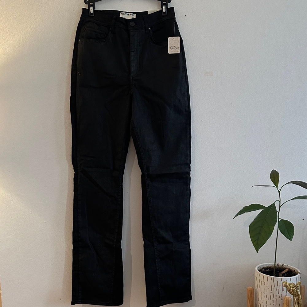 We The Free Women's High Rise Slim Straight Jeans - Black